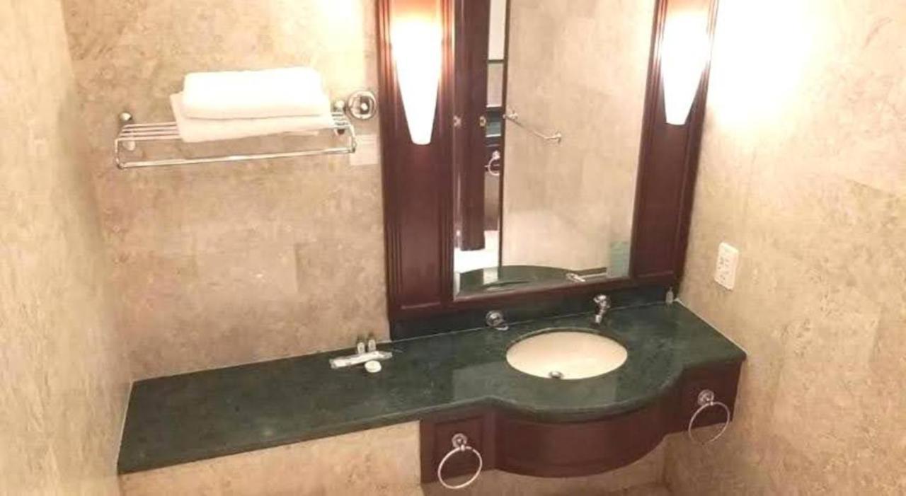 Plaza Apartment At Berjaya Times Square Kl Kuala Lumpur Luaran gambar