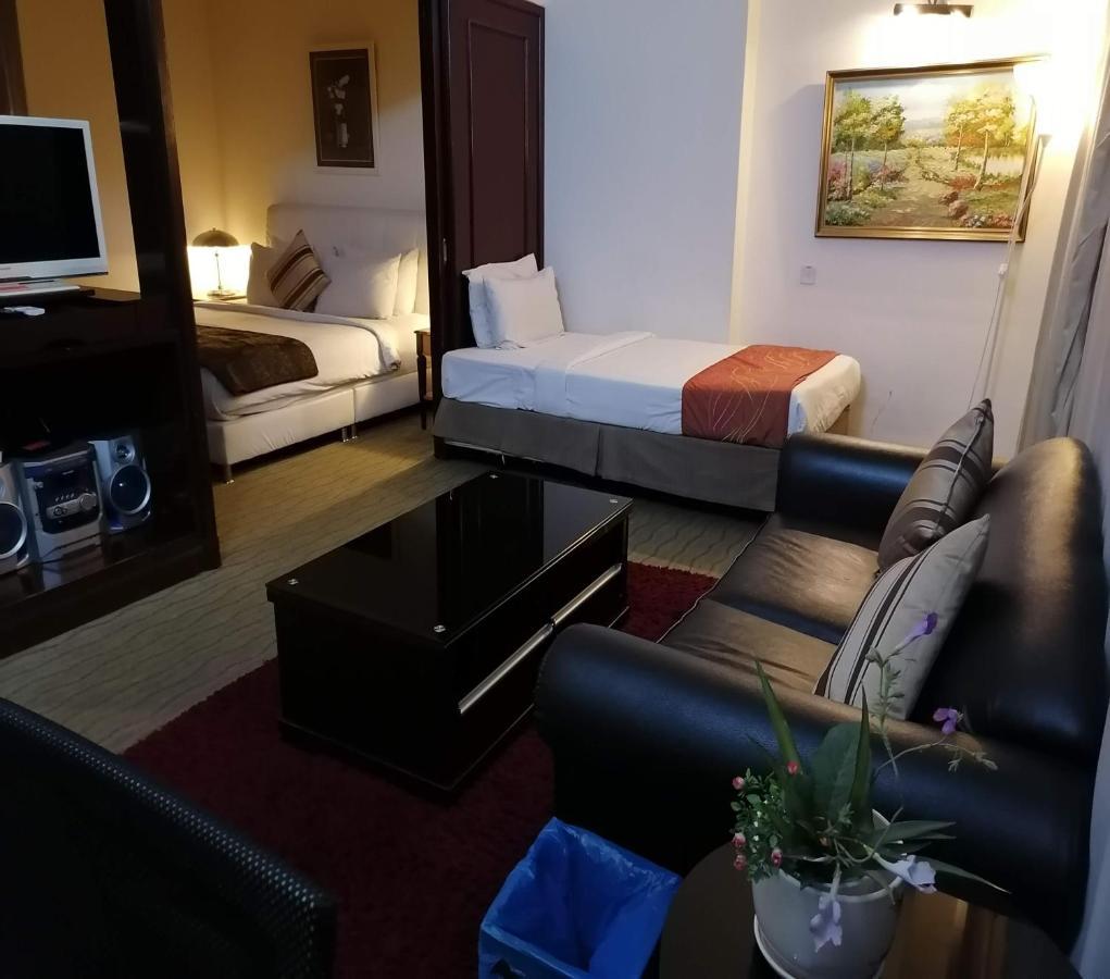 Plaza Apartment At Berjaya Times Square Kl Kuala Lumpur Luaran gambar